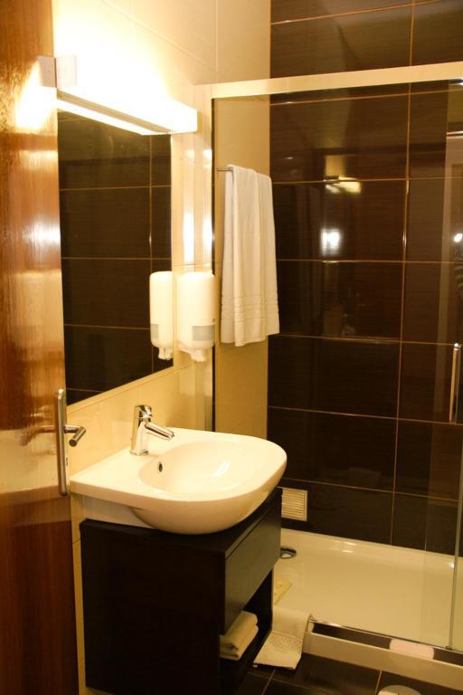 Hotel Chale Paredes (Porto) Room photo